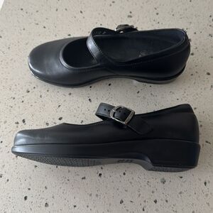SAS Black Classic Leather Mary Jane Shoes Comfortable Women’s Size 4 Made in USA
